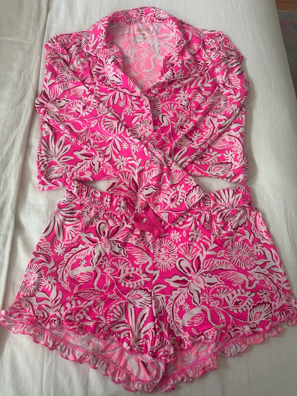 NWOT Lilly Pulitzer - PJ set long sleeve top and shorts L